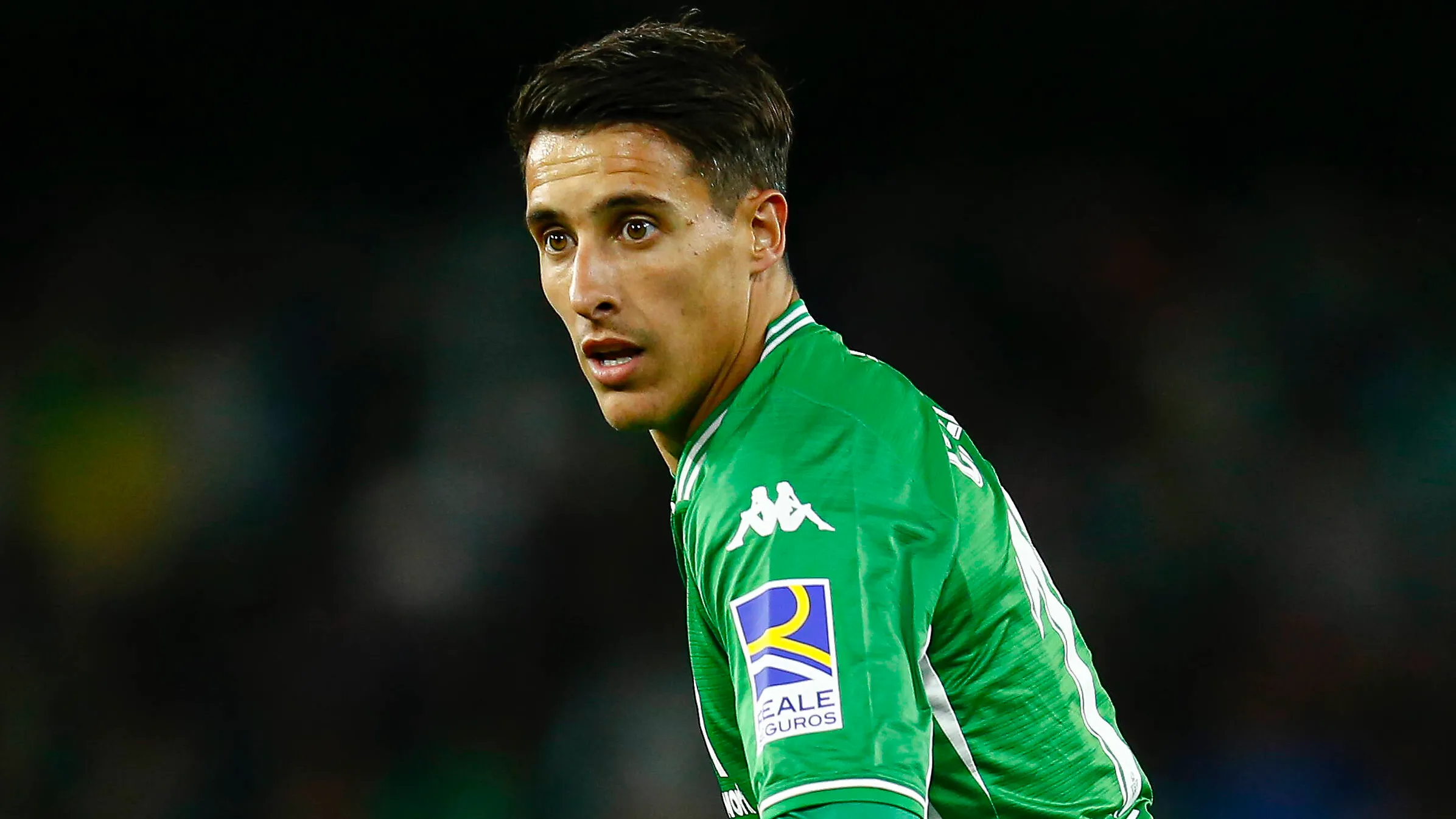 Former Barcelona and Betis winger Cristian Tello retires at 35
