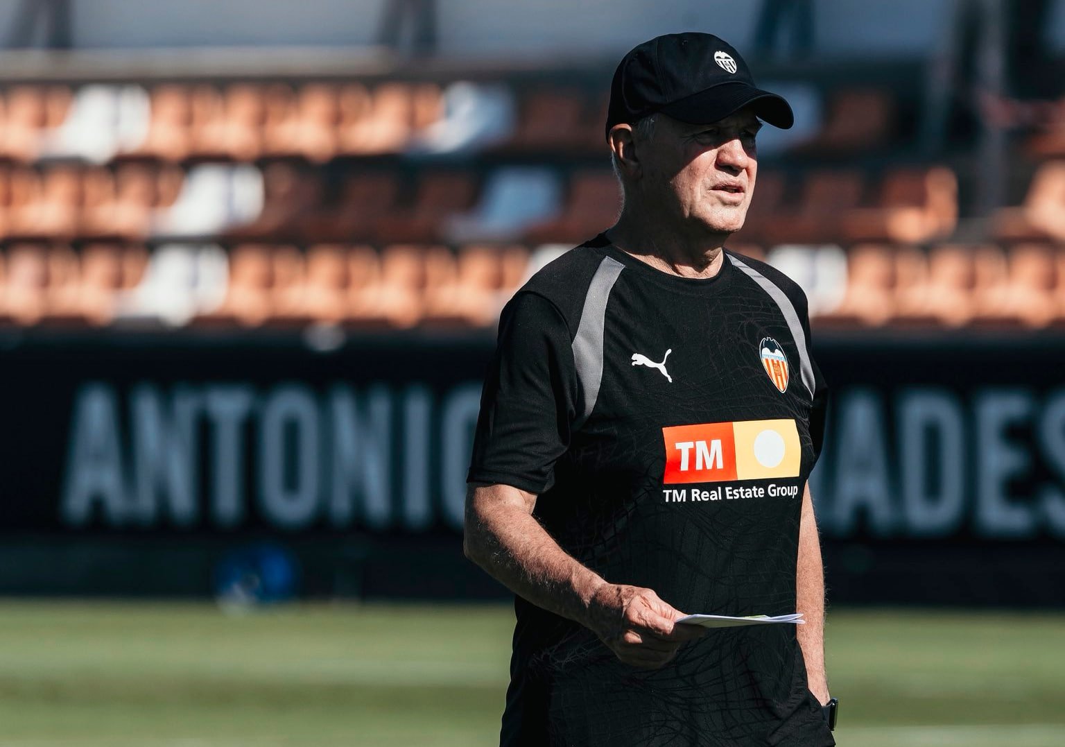 Valencia appoint Javier Aguirre as new head coach