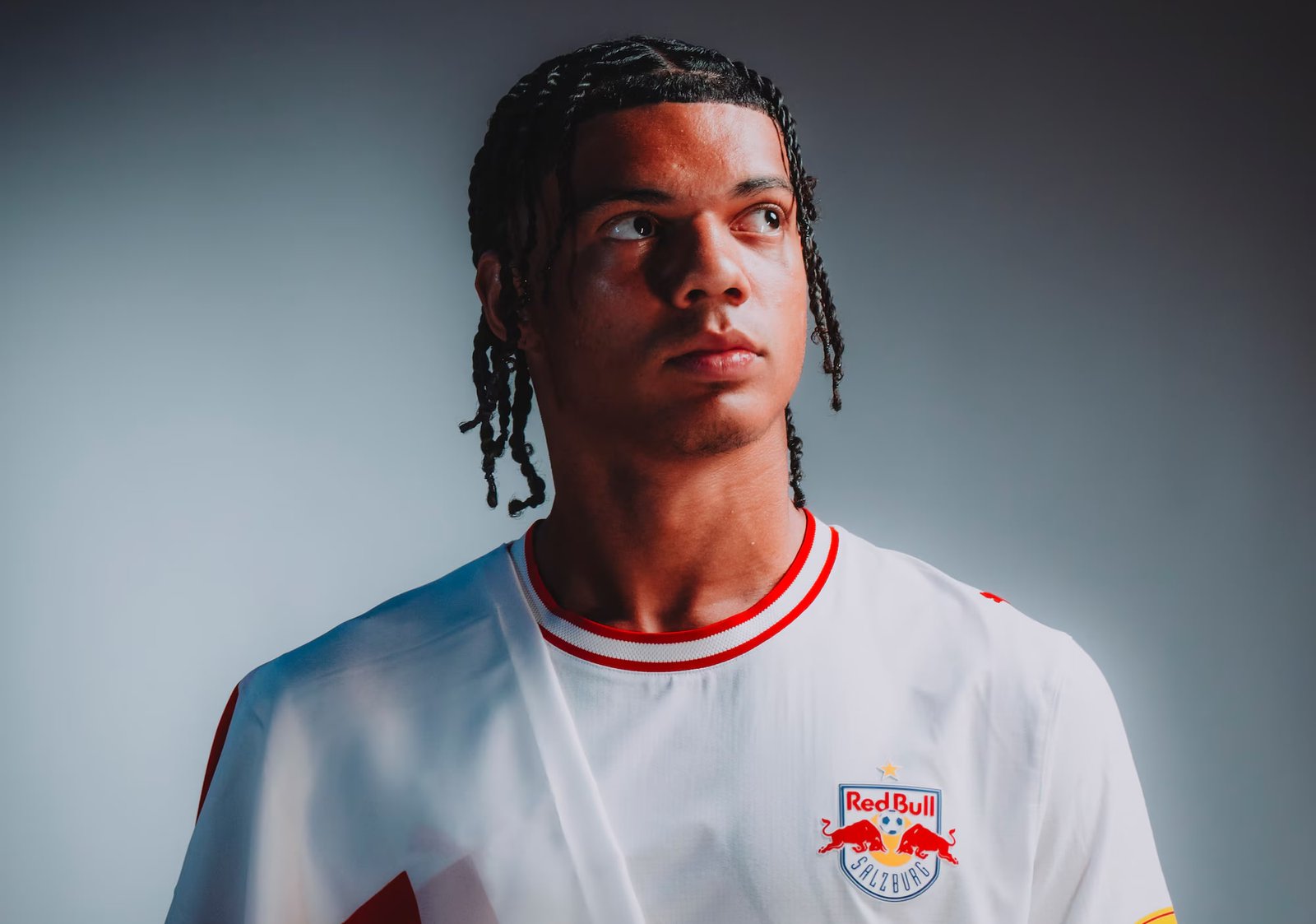 Enrique Aguilar signs new Salzburg deal through 2028