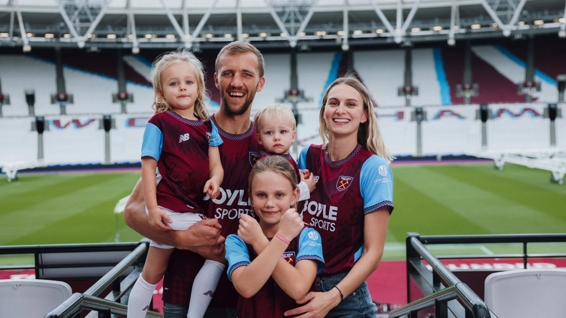 Tomáš Souček agrees fresh West Ham United terms until 2028