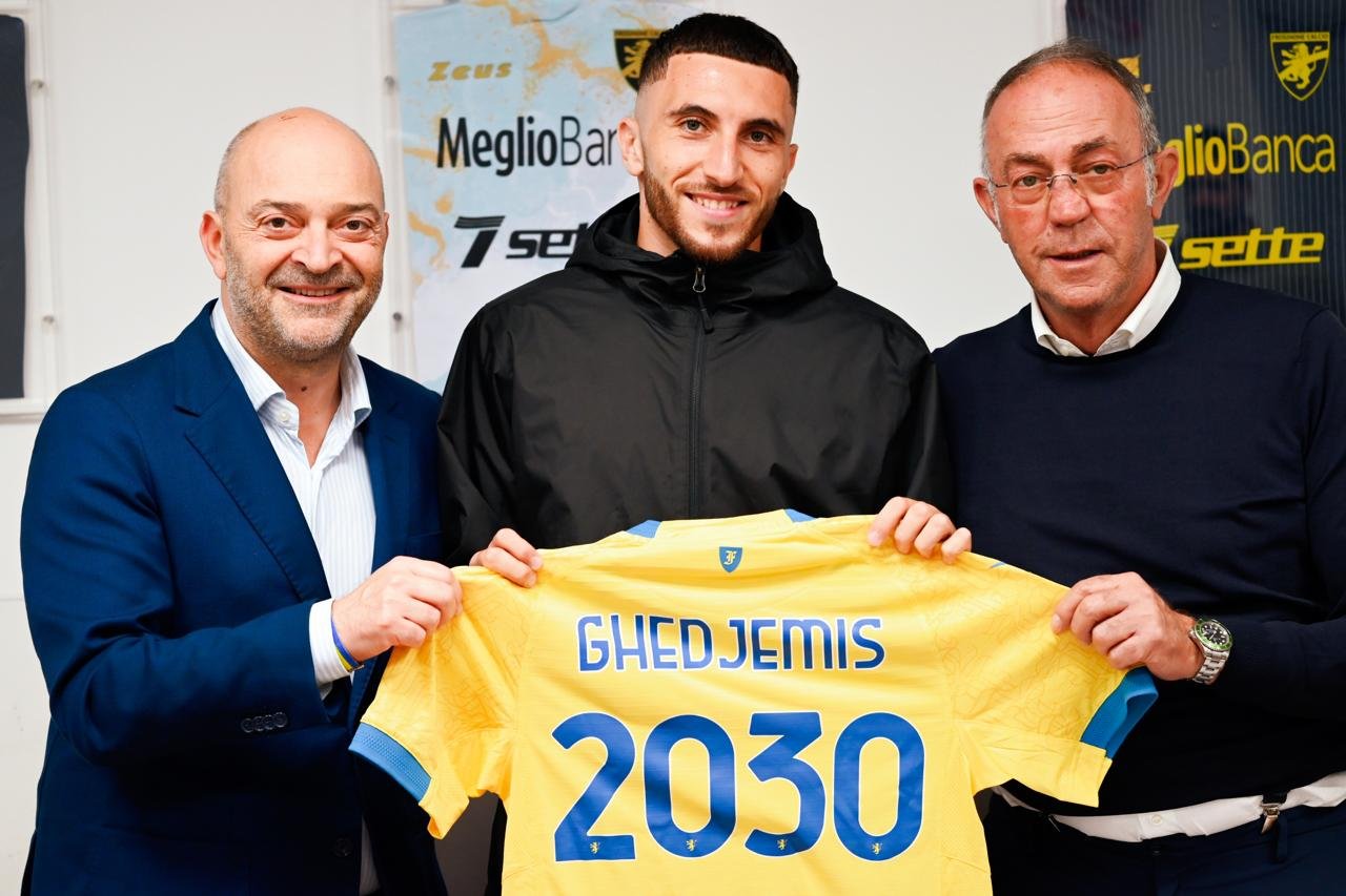 Farès Ghedjemis extends Frosinone contract to 2030